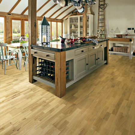 Oak Siena Natural grade 3-strip Floor Oak Siena Natural grade 3-strip Floor